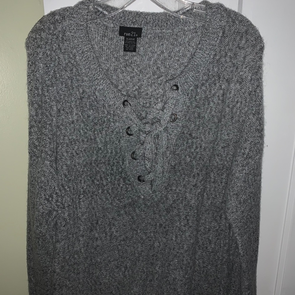 Cross Cross Sweater too